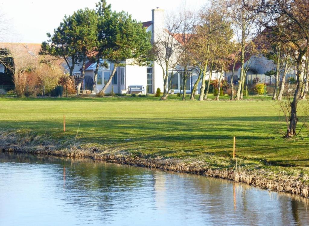 Villa Beach & Golf Julianadorp Bagian luar foto
